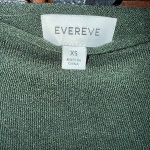 Evereve Lessie Dark Green Off-the-Shoulder Sweater